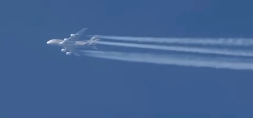 Most commercial aircraft cruise between 35,000 and 40,000 feet, which is interesting when we remember that Concorde actually flew at around 60,000