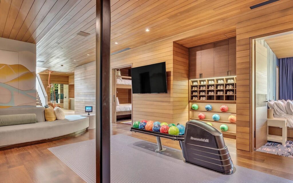 Most expensive home in Utah, bowling alley