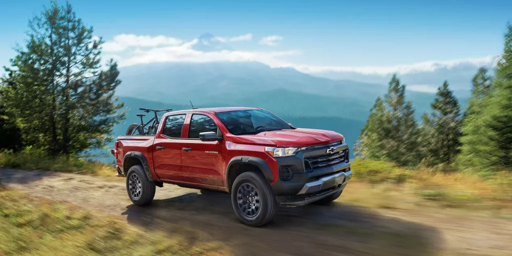 Most people would assume that charging a Tesla Cybertruck has to be significantly cheaper than filling up the tank of a Chevy Colorado