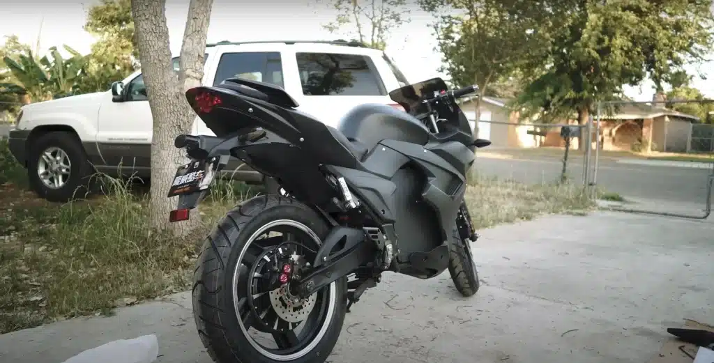 Man unboxes $1,500 electric sportsbike that took six months to be shipped to the US from China