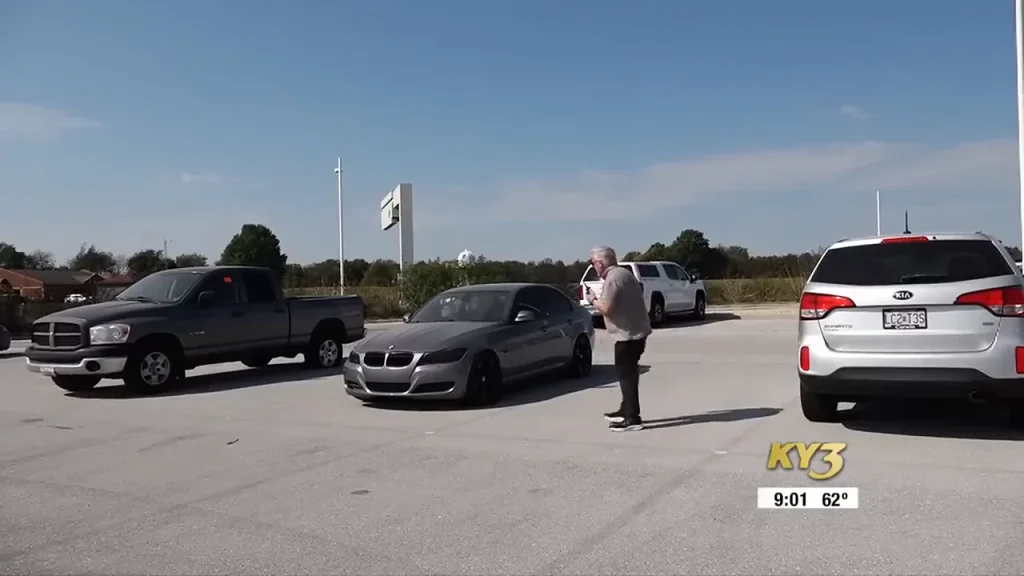 A Missouri airport had 25 abandoned cars in its parking lot for four years and when staff tracked down one owner they made a heartbreaking discovery