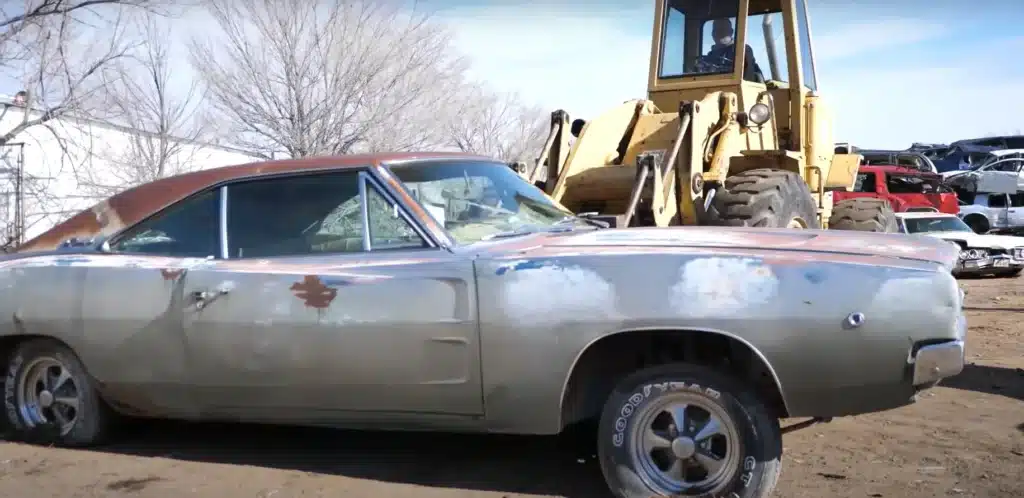 Texas man receives last minute call to rescue muscle cars that mean a lot to him, but must arrive quick
