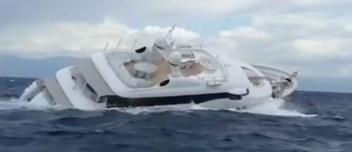 Viral footage shows yacht sinking off the coast of Italy – Supercar Blondie