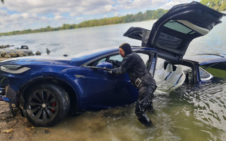 Tesla Model X rescued from a river