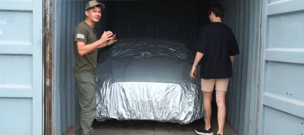 Florida men spent $25,000 on mystery container at charity auction and lost it when they discovered which car was inside