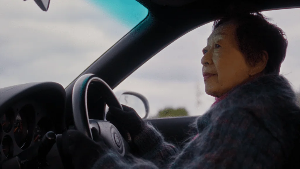 80-year-old Japanese woman daily drove her RX-7 for 25 years and then gave it back to Mazda when she stopped driving