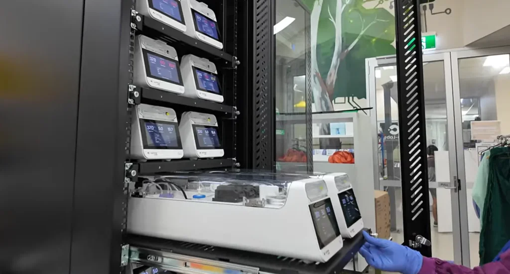 A petri dish full of living human neurons just learned to play Doom and scientists say this is only the beginning