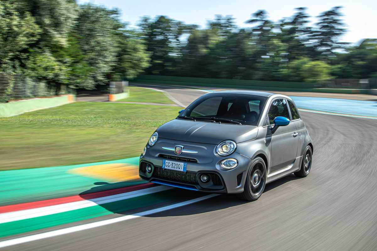 An all-electric Abarth 500 is coming and it will have a fake exhaust sound