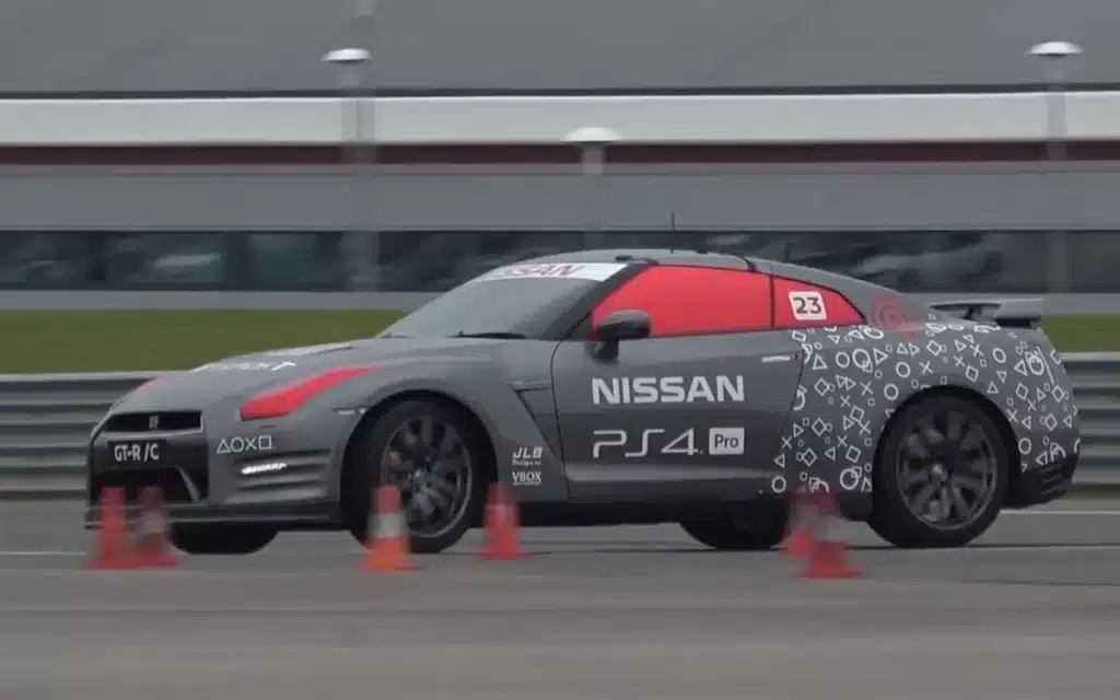 This UK YouTuber has just used a PS4 controller to drive a 200mph R35 Nissan GTR like real-life Gran Turismo and it worked a treat