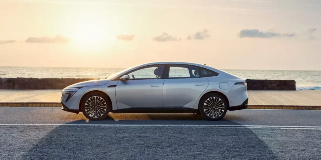 Nissan N7 EV sales record China