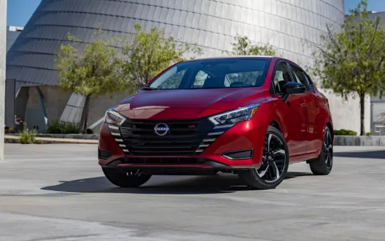 Five-speed manuals are no more in the United States as Nissan Versa retires