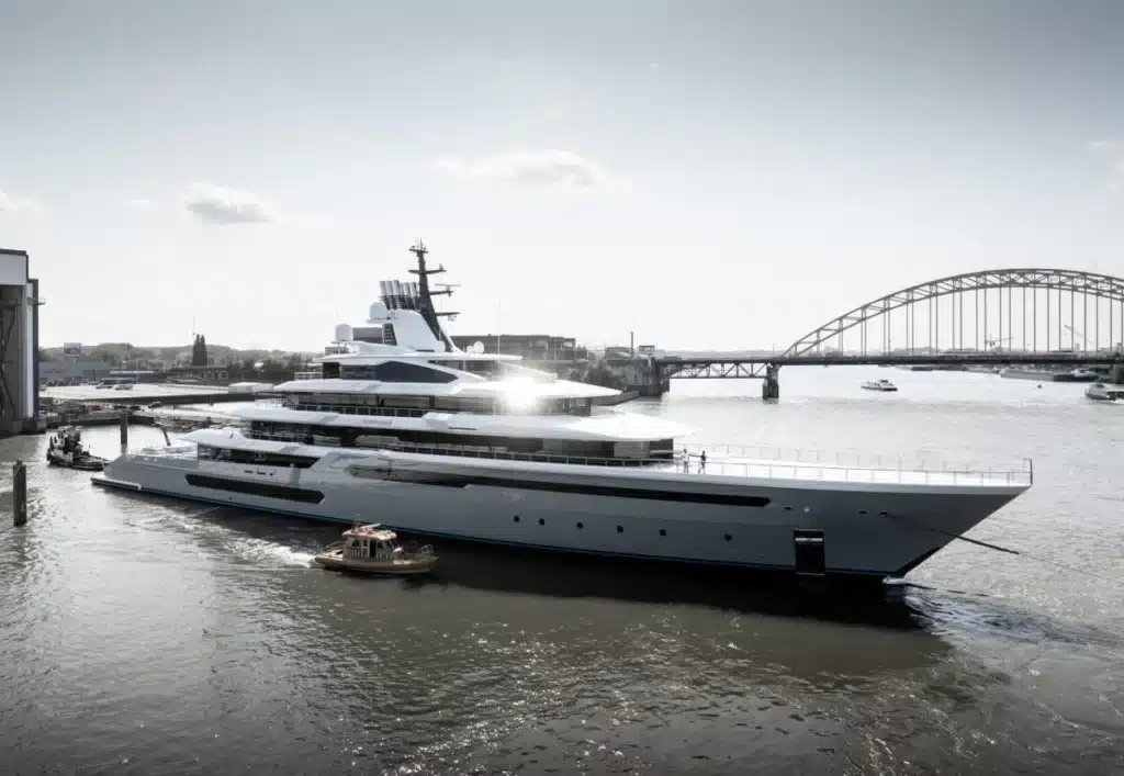 Gaming billionaire had perfect way of celebrating the 2,000 people who built his $400 million superyacht