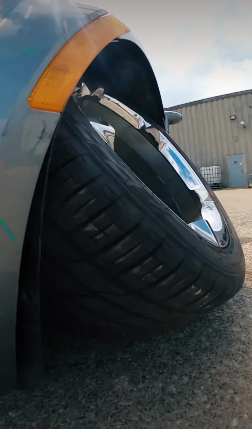 Man tests out how a single-spoke wheel concept would work in real life and physics teaches him a very fast lesson