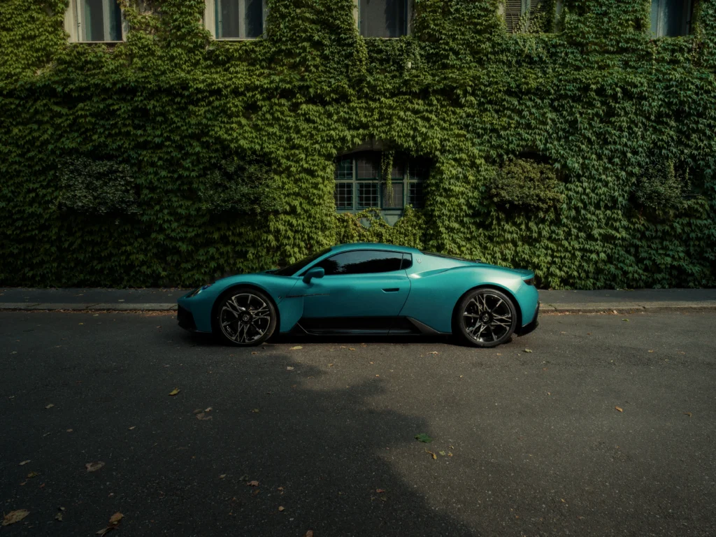 Maserati MCPura V6 supercar makes its Italian debut at the Turin auto show, with lightweight design, sharp performance, and custom options