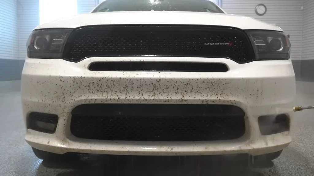 Detailer stunned by the state of a Dodge Durango SUV