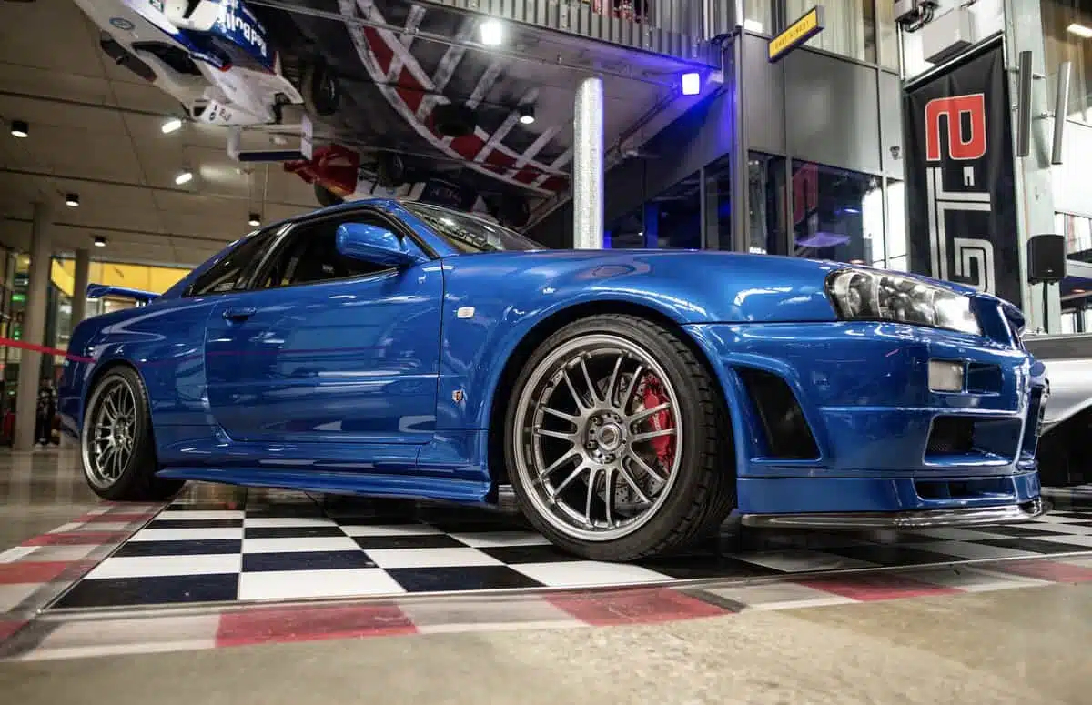 Nissan R34 Skyline Driven By Paul Walker In Fast And Furious Heads To  Auction