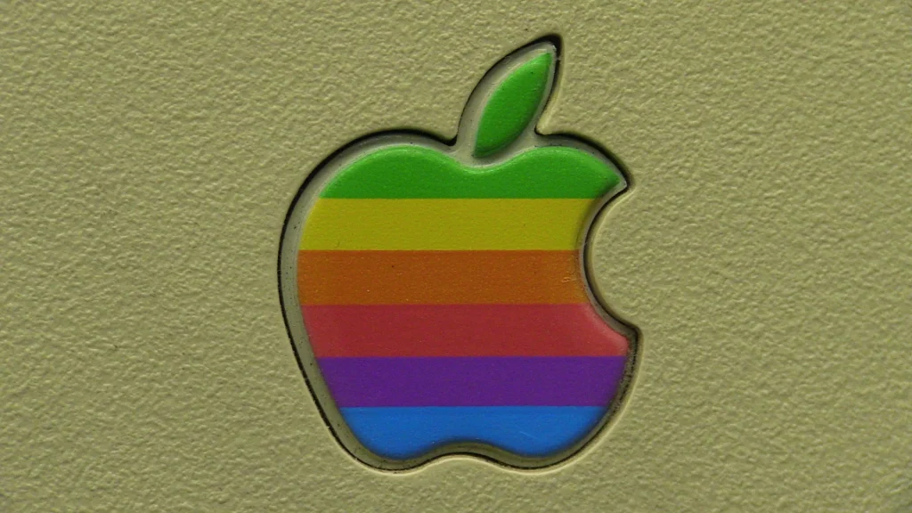 People are only just realizing what the iPhone Photos app icon is supposed to be and it's a huge throwback