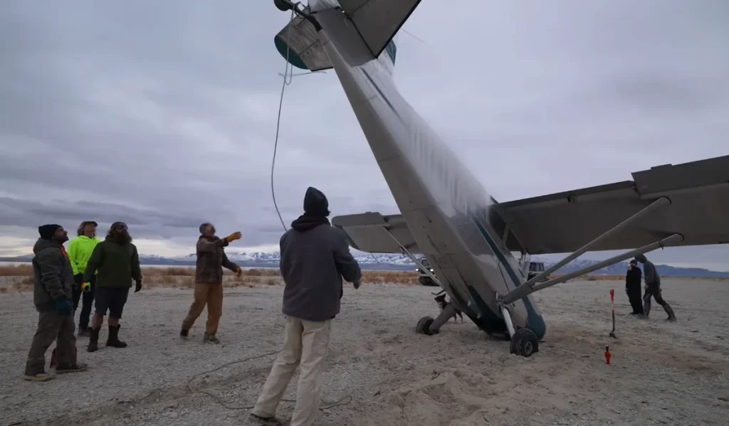 Man gets called out to Utah for a flipped aircraft in extremely dangerous terrain