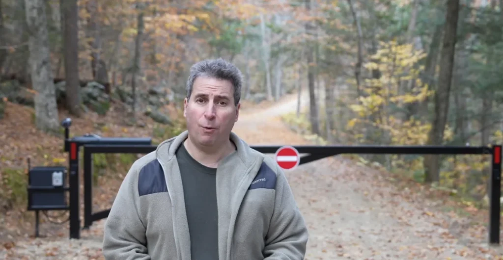 Massachusetts man builds the world's only PoE powered driveway gate to stop people turning around