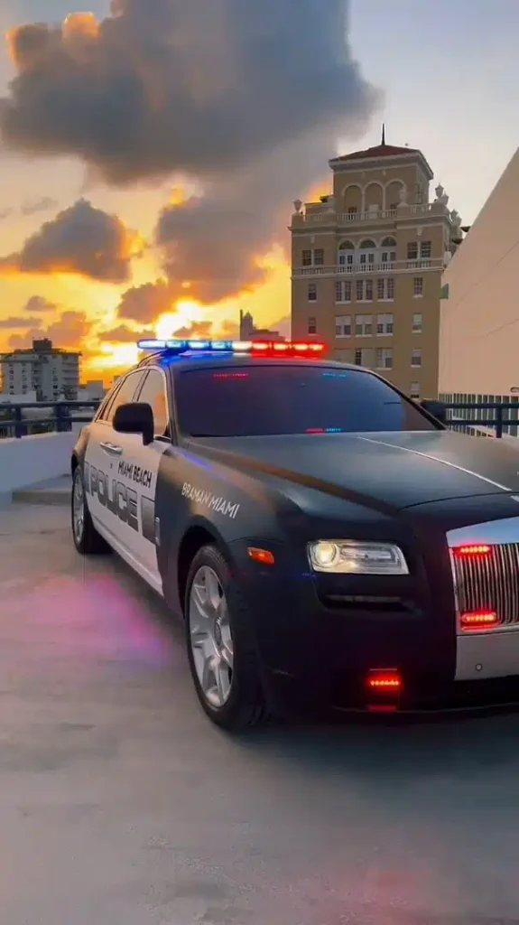 Police departments across the globe sometimes use stylish supercars, but the Porsche 911 that the Miami police used in the 1980s might be unmatched
