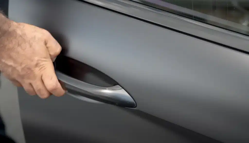 Dealer immediately regrets offering customer $200 discount on Porsche Panamera