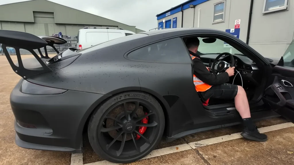 Men buy Porsche 991.1 GT3 Sports car from Copart for $70,000 but when they discover why it's rattling they realize it's a huge risk