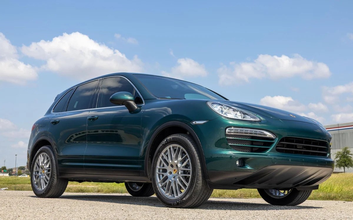 People left stunned after 2014 Porsche Cayenne sells for $125,000 online