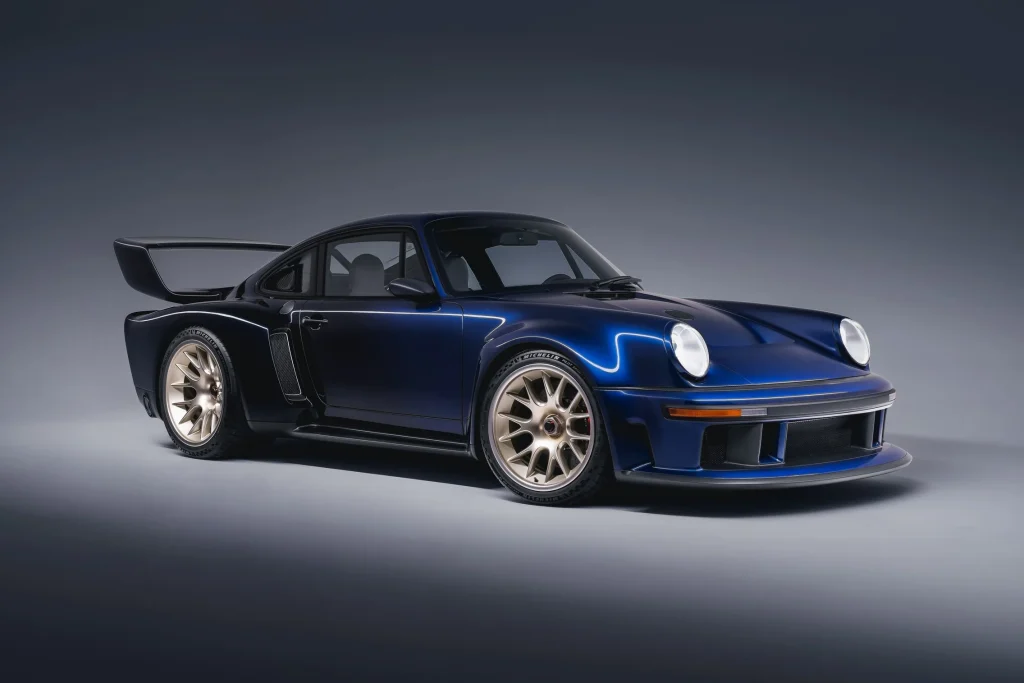 Singer casts a spell on the Porsche 911 with their first DLS turbo build in an enchanting colorway