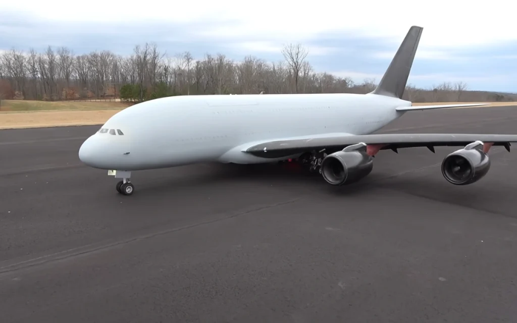 The world's biggest RC Airbus A380-800 is finally finished