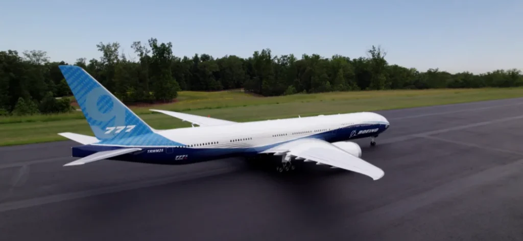 US man builds the world's biggest RC Boeing 777-9X and flies it into the sky for the first time