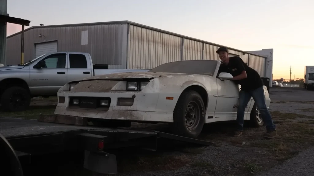 Chevrolet Camaro IROC-Z racing legend muscle car found in a barn after 30 years