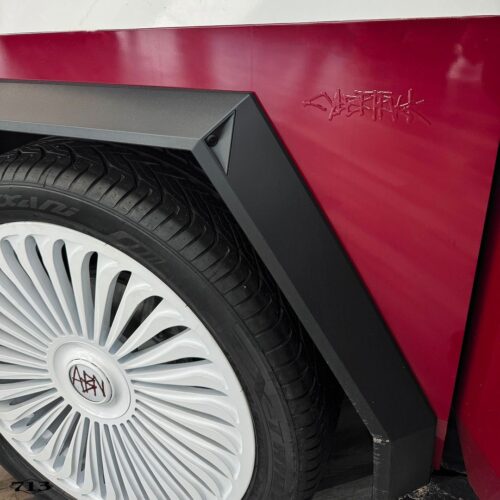 Rapper has color-matched his Cybertruck to his two Maybachs