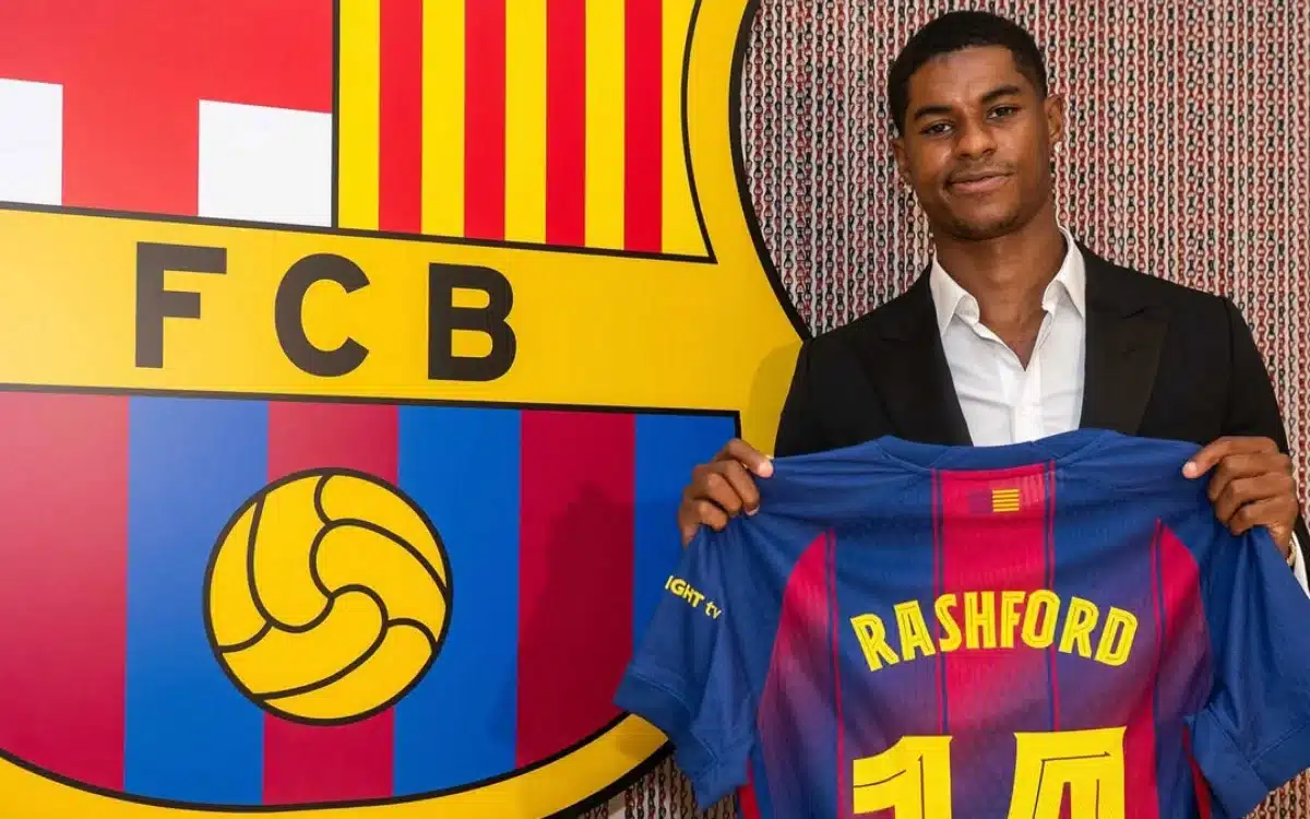 After selling his $600k Lamborghini Marcus Rashford arrived at Barcelona training in a modest $33k car