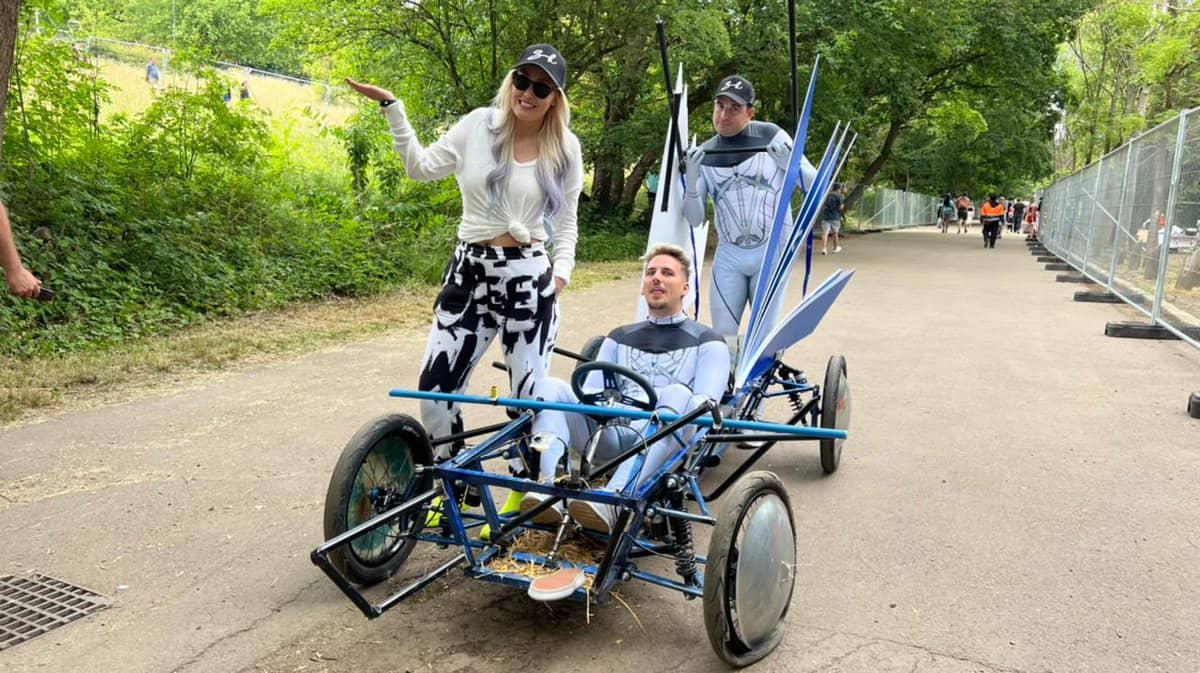 Supercar Blondie and the broken soapbox at Red Bull Soapbox 2022 in London 