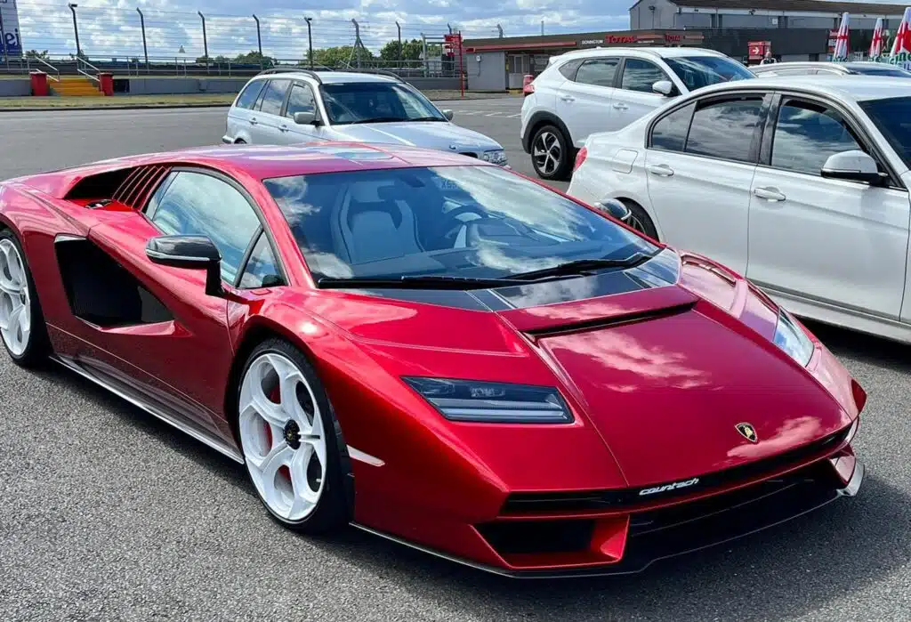 This Lamborghini Countach LPI 800-4 has only ever been built in 112 units.