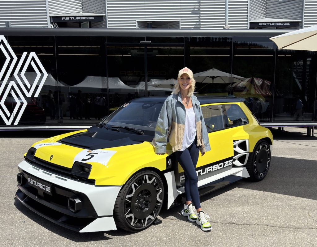 Renault unveils electric car that it believes will turn even the most devout gearheads into an EV fan