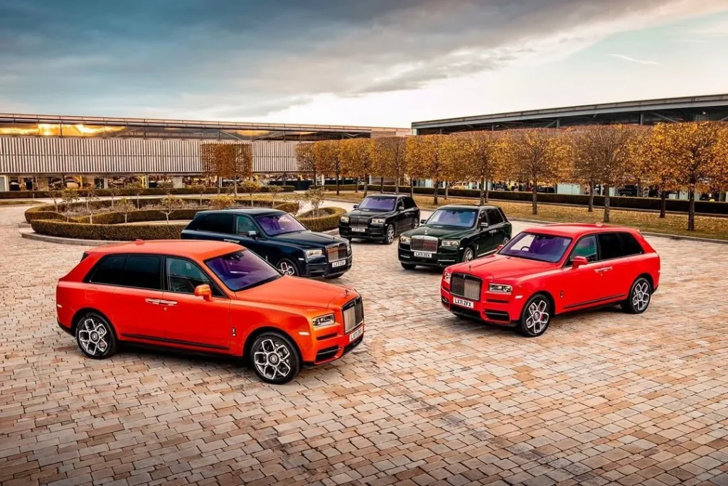 Sikh billionaire owns over 15 Rolls-Royces to match the color of his turbans and turned an insult into a statement with his luxury cars