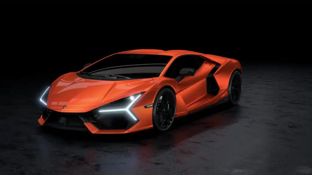 Despite no official images yet being released, it is believed that the upcoming Fenomeno will be based on the powertrain of the Revuelto