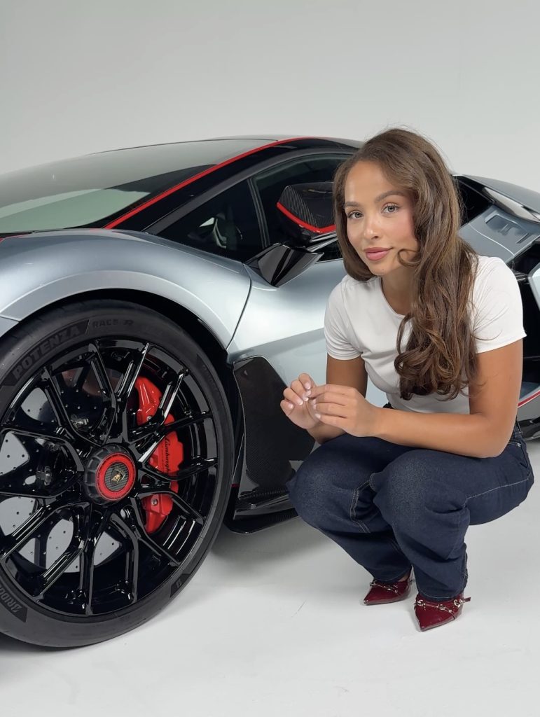 Lamborghini unveils its fastest and most powerful production car ever, the Revuelto SV, and this is what makes it such a force