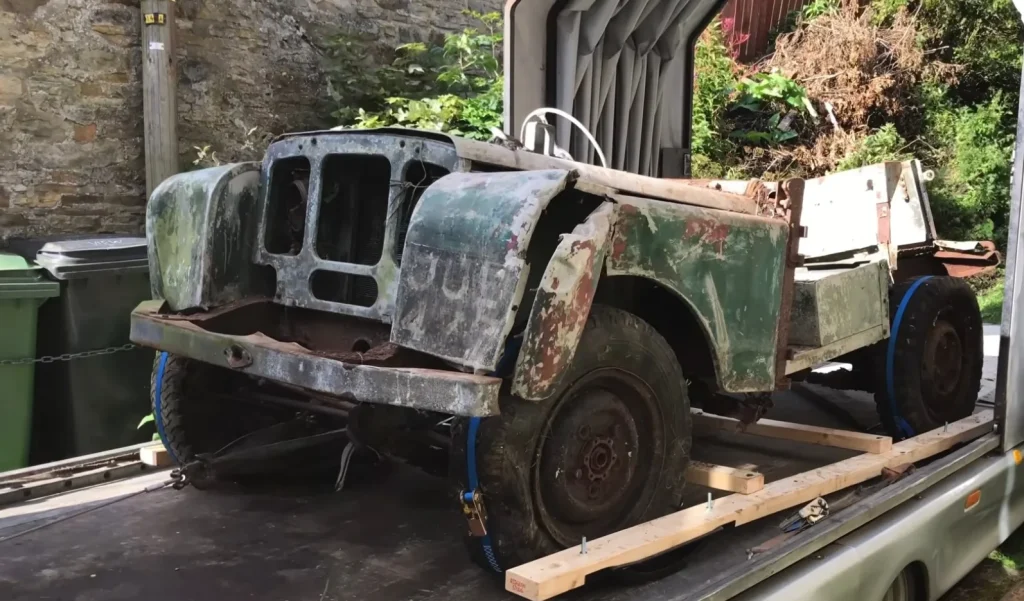 Richard Hammond was given the chance to talk about the very first Land Rover, the one that was driven across Mongolia and the Gobi Desert, which would probably kill most modern vehicles