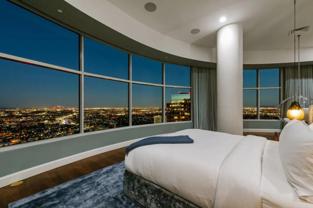 Rihanna's LA penthouse, bedroom with a view
