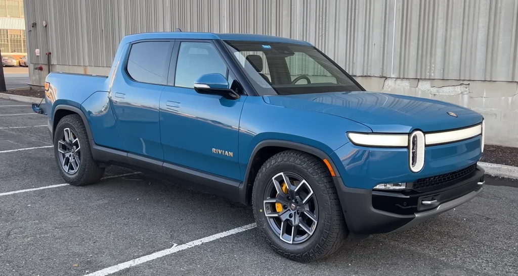 This is how EV acceleration changes as the battery % drops