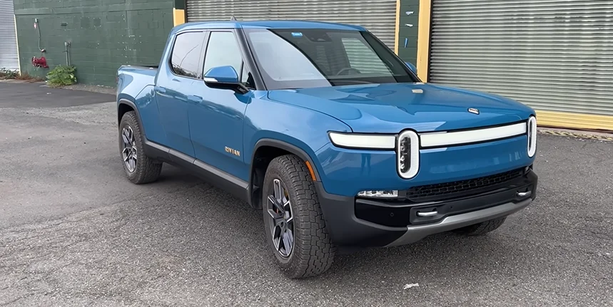 Cybertruck owner tests the F-150 Lightning and Rivian R1T and says the difference from his Tesla is night and day