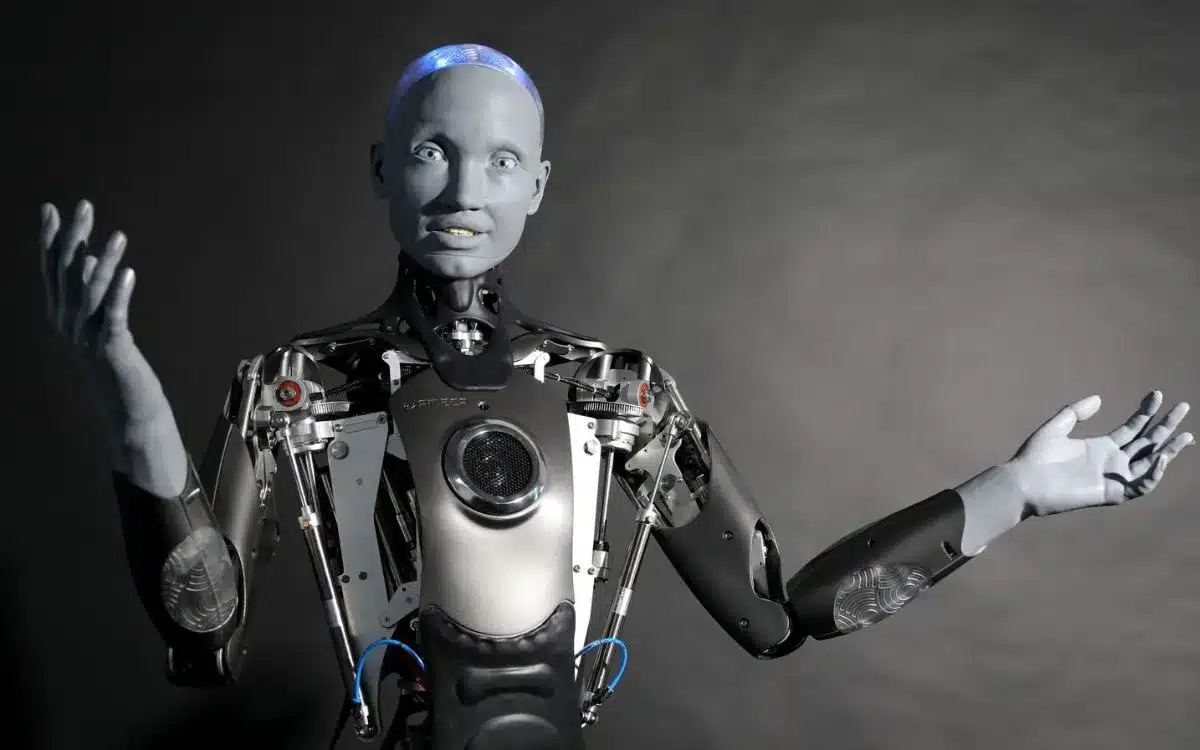 Robot gives surprising answer when asked if it can create more of itself