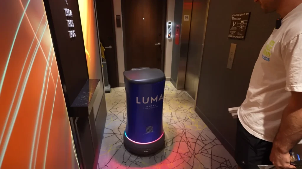 Man stays at AI hotels in America to see whether human hospitality can be replaced and has damning final verdict