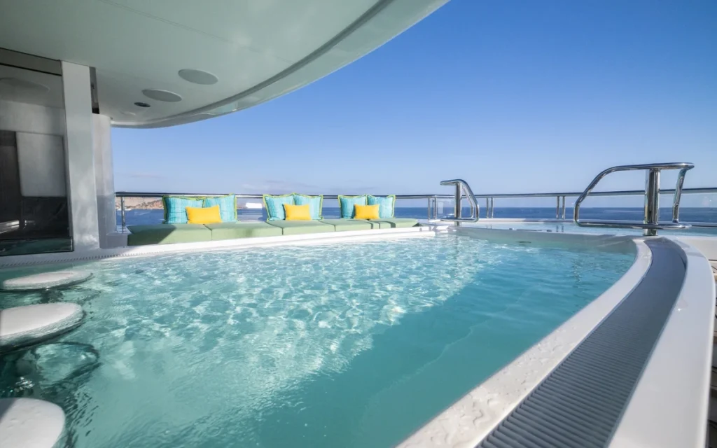 The superyacht Rocinante, owned by Gabe Newell, is officially looking for a new captain.