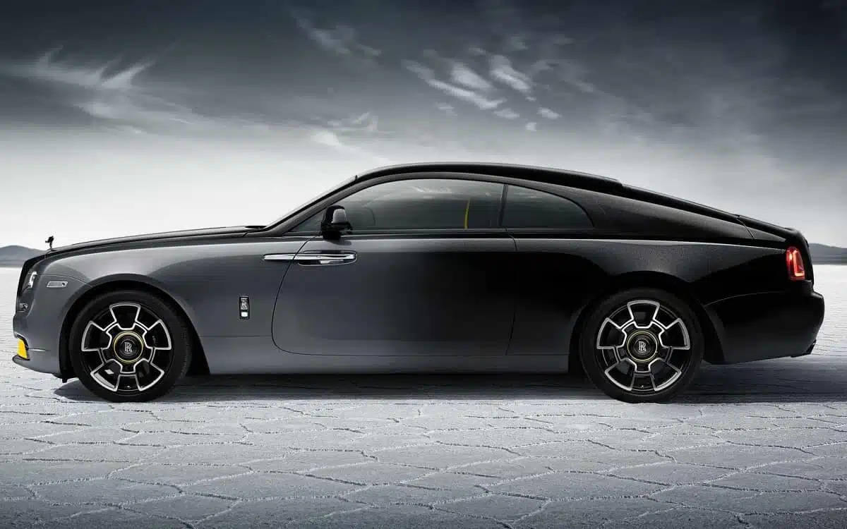 This Special Wraith Black Arrow Is Rolls-Royce's Final V-12 Coupe