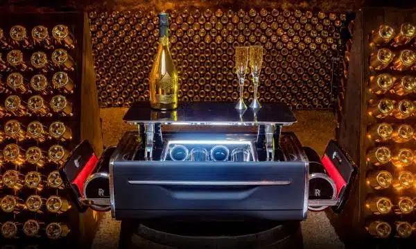 This amazing Rolls-Royce Champagne Chest is made in the same bespoke fashion as the cars