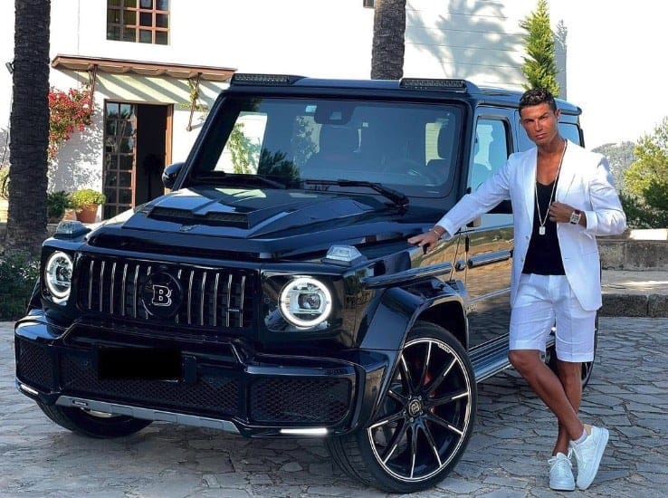 Ronaldo car collection - his G-Wagen Brabus