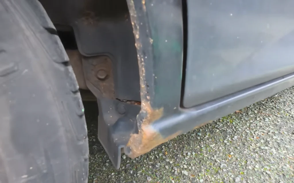 Man buys Honda Jazz for $267 and is left shocked at what he finds when he collects it